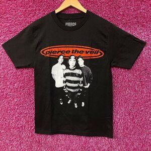 Pierce the Veil Band Photo Graphic Rock T-Shirt Small